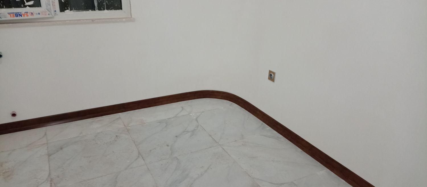 نصاب درب و نصب قرنیز|خدمات پیشه و مهارت|رشت, علی آباد|دیوار