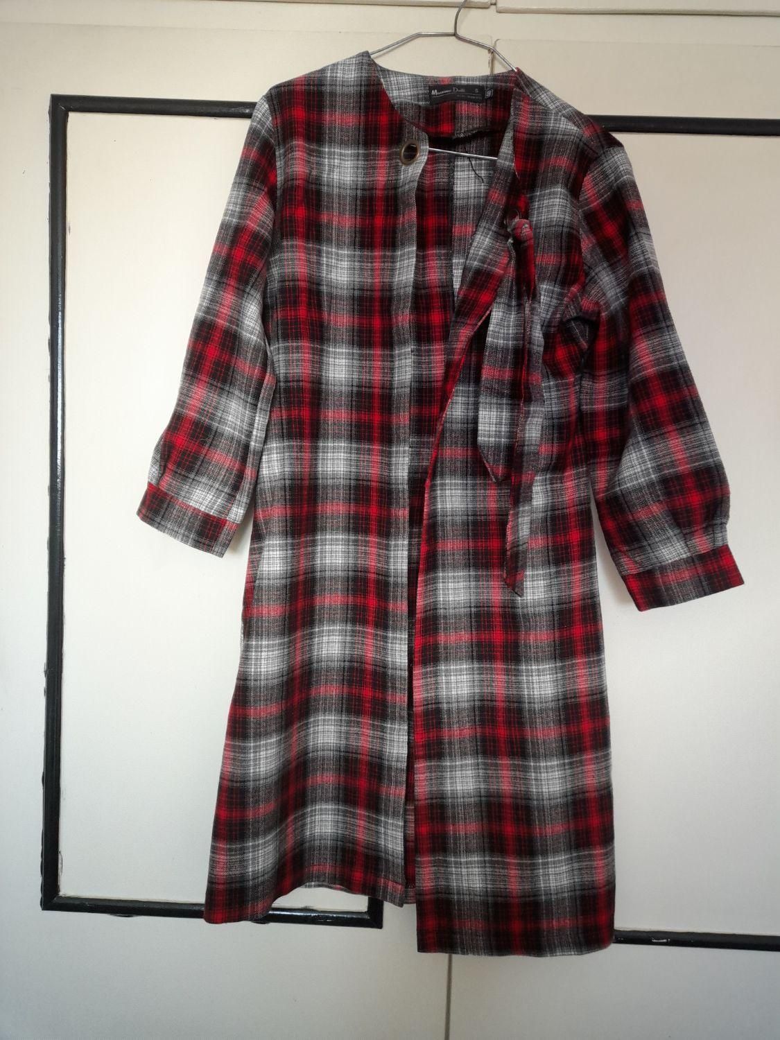 همه در حد نو|لباس|فولادشهر, B4|دیوار