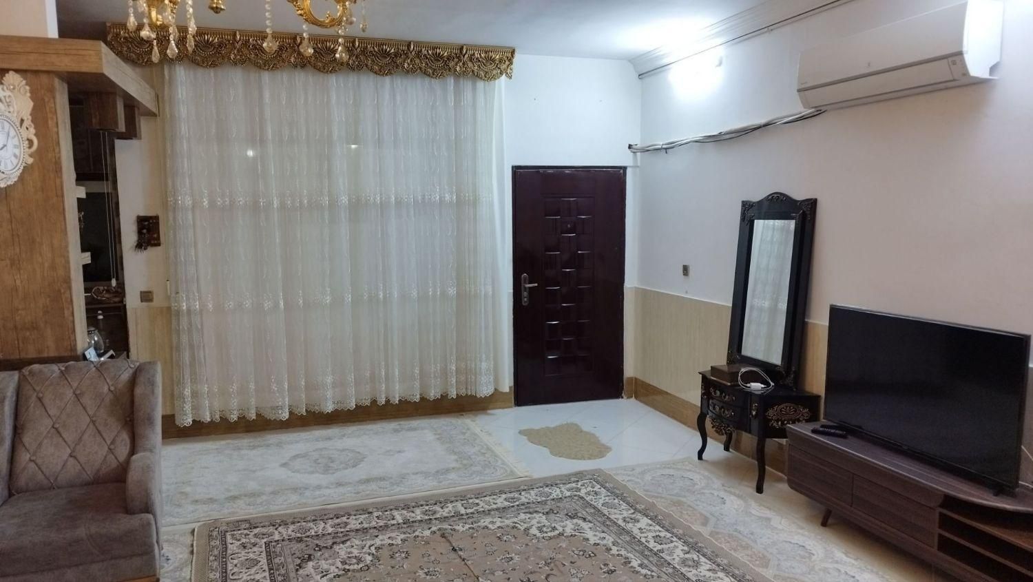 رهن آپارتمان ۸۵ متری ۲ خواب همکف و پارکینگ اختصاصی|اجارهٔ آپارتمان|مشهد, یاغون آباد|دیوار