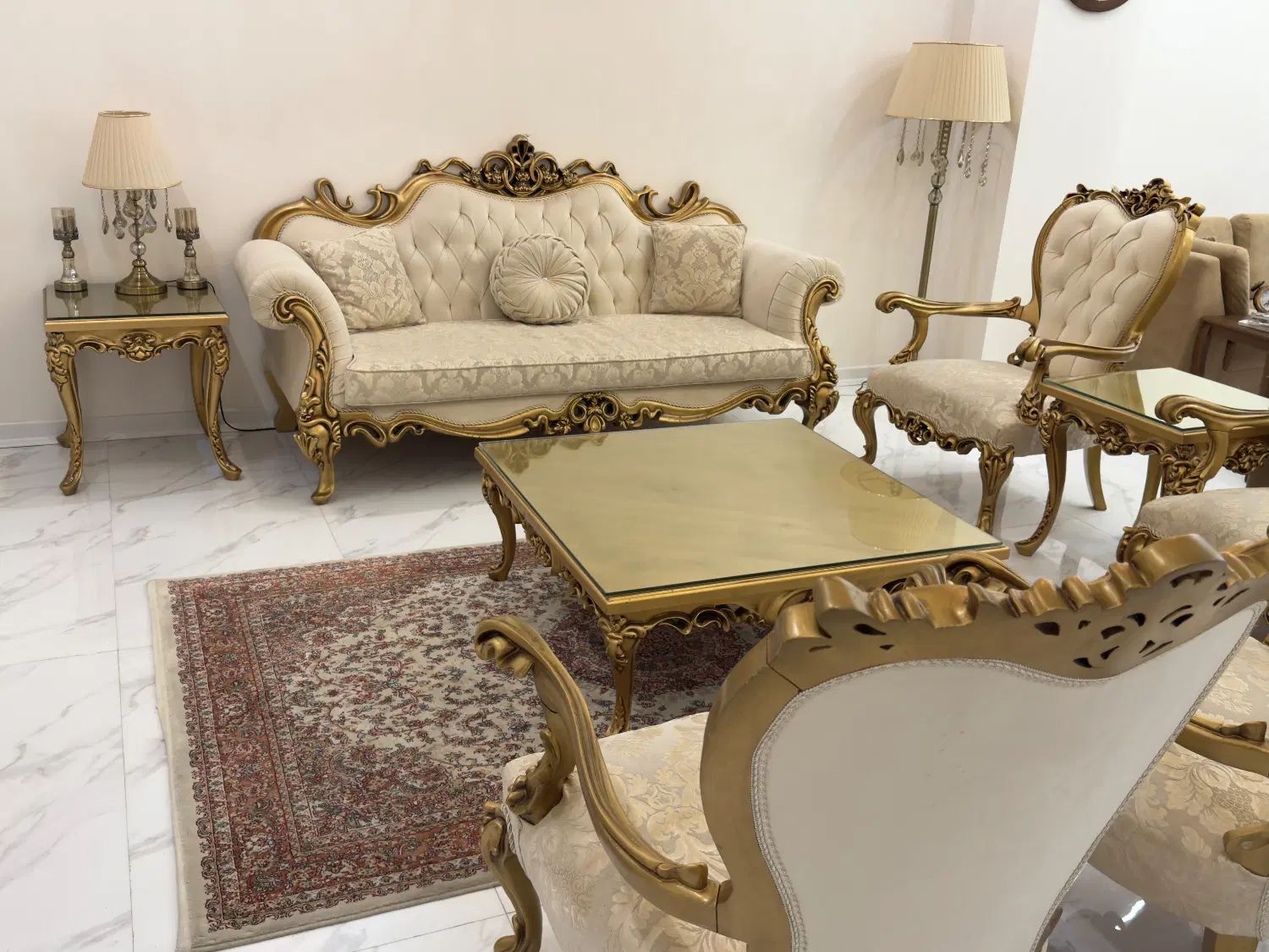 ست مبلمان و نهارخوری ۸نفره سلطنتی|مبلمان خانگی و میز عسلی|رشت, گلباغ نماز|دیوار