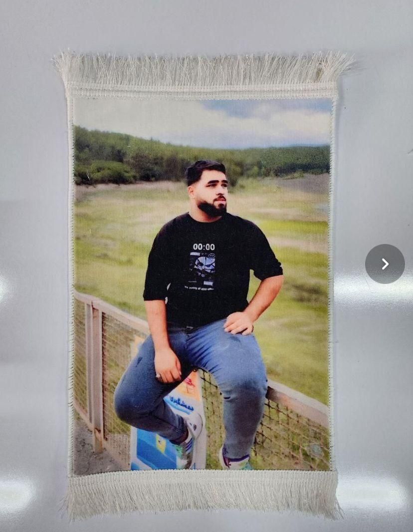 عین تصویرروی فرش خام|فرش|کرمانشاه, |دیوار