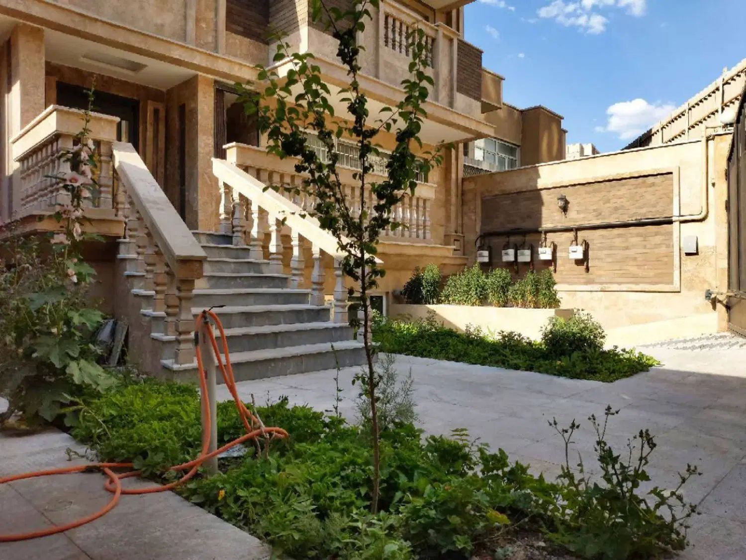 رهن واجاره آپارتمان دوبلکس ۲۲۳ متری در شهیدان نقوی|اجارهٔ آپارتمان|تبریز, |دیوار