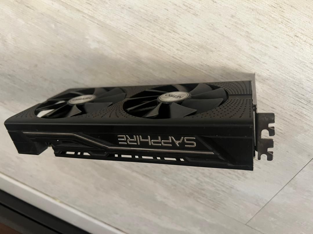 فروش ویژه کارت RX 570 8GB sapphire|قطعات و لوازم جانبی رایانه|تهران, میدان ولیعصر|دیوار