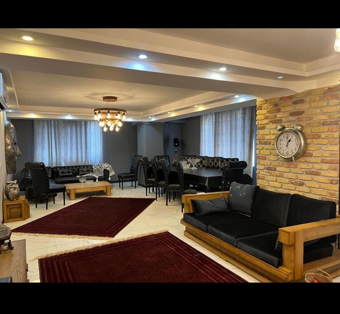 ویلایی ۲۰۰متر/سنددار/زیرزمین همکف/معاوضه|فروش خانه و ویلا|قم, بنیاد|دیوار