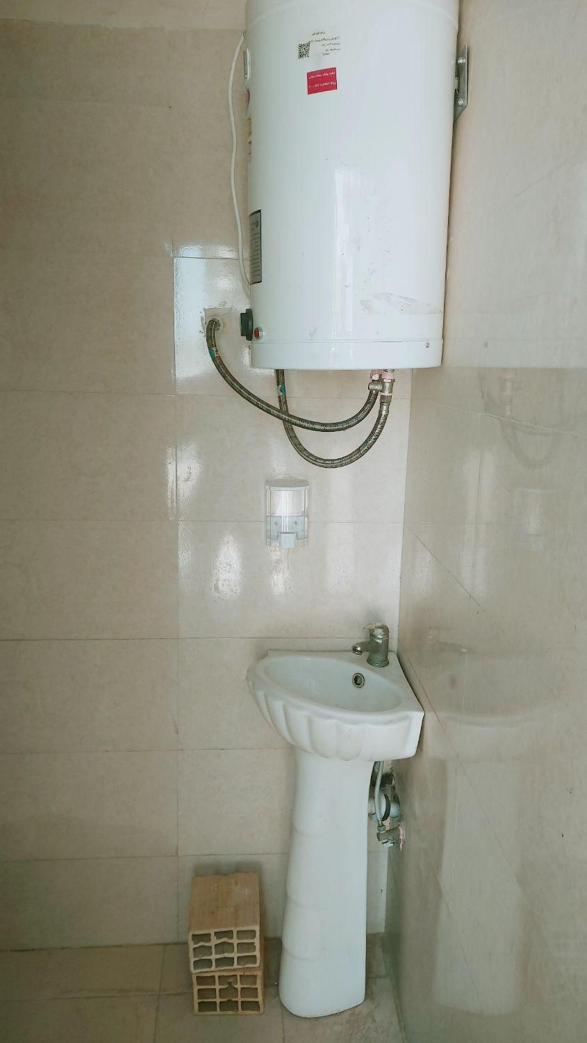 اجاره سوئیت شیک لبه ساحل|اجارهٔ کوتاهمدت آپارتمان و سوئیت|بندرعباس, |دیوار