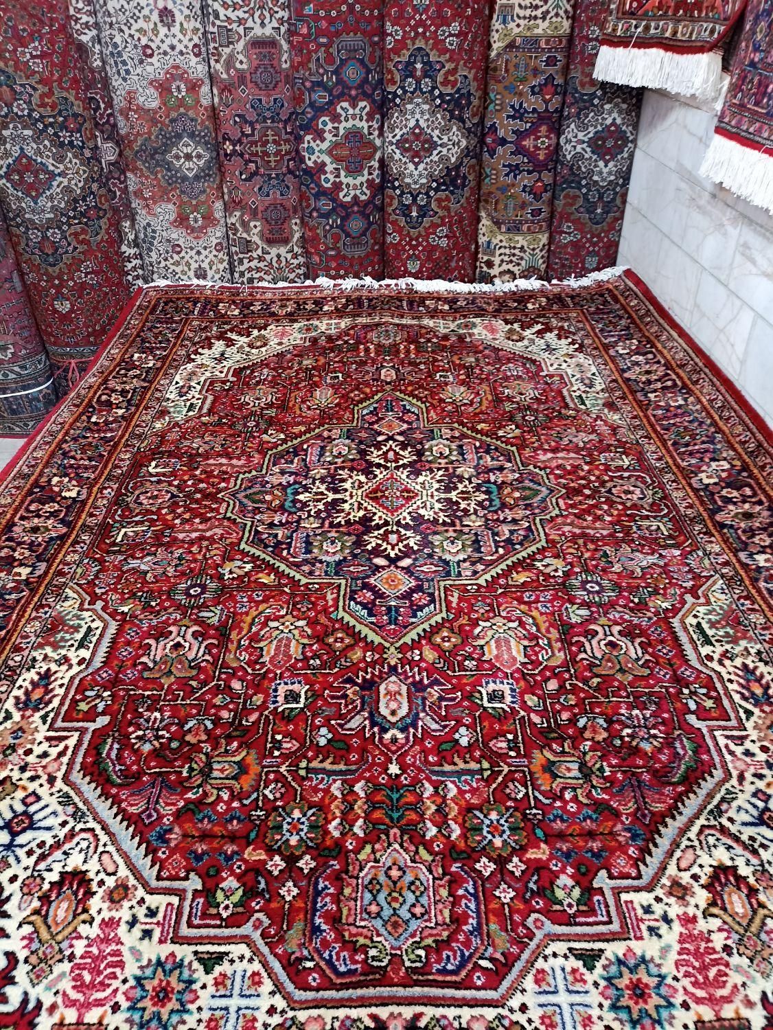 تک شیش متری طرح قبا بناب طرح لوزی رنگ لاکی|فرش|خوی, |دیوار
