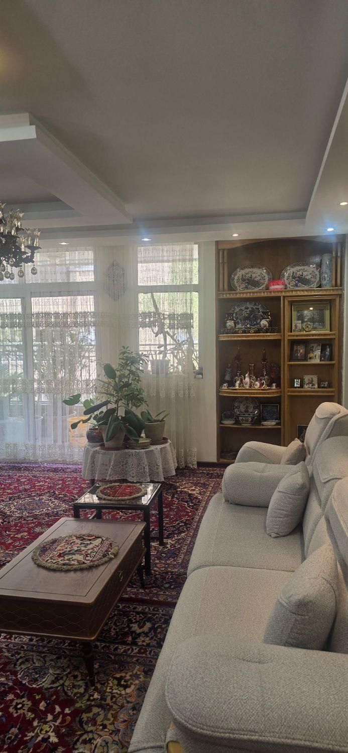 آپارتمان ۳ خوابه برازنده بازسازی شده داخل مجتمع|فروش آپارتمان|اصفهان, شیخ اشراق|دیوار