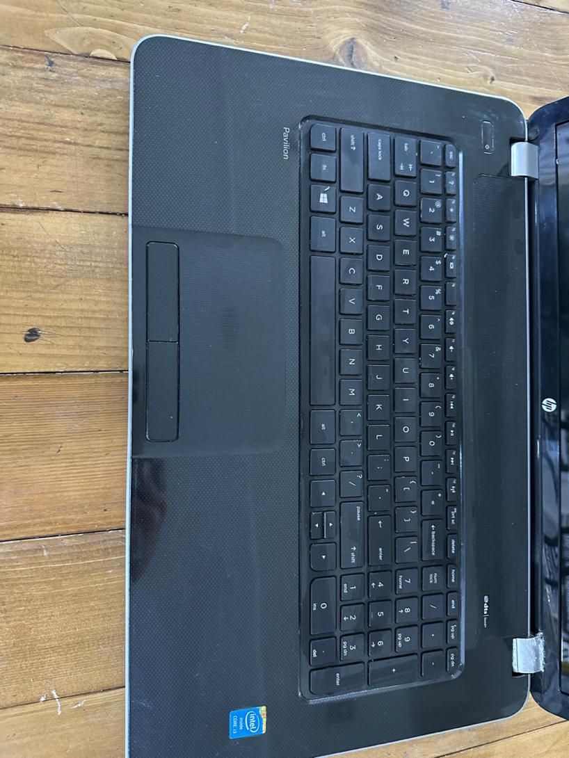 لپ تاپ اچ پی ۱۷اینچی رم8 حافظه500 lap top HP|رایانه همراه|شیراز, زرهی|دیوار