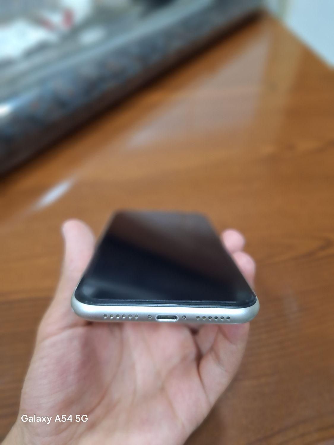اپل iPhone 11 با حافظهٔ ۱۲۸ گیگابایت|موبایل|آبدانان, |دیوار