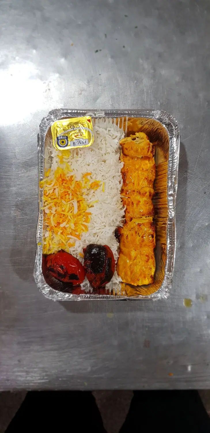 طبخ و توزیع انواع غذای مجلسی با قیمت مناسب|خوردنی و آشامیدنی|مشهد, عامل|دیوار