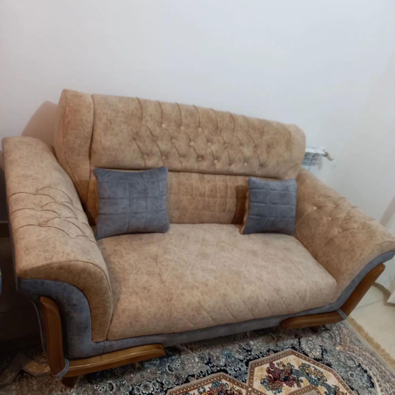 مبل سفارشی ۷ نفره پارچه خارجی کار محکم و عمری|مبلمان خانگی و میز عسلی|تهران, جی|دیوار