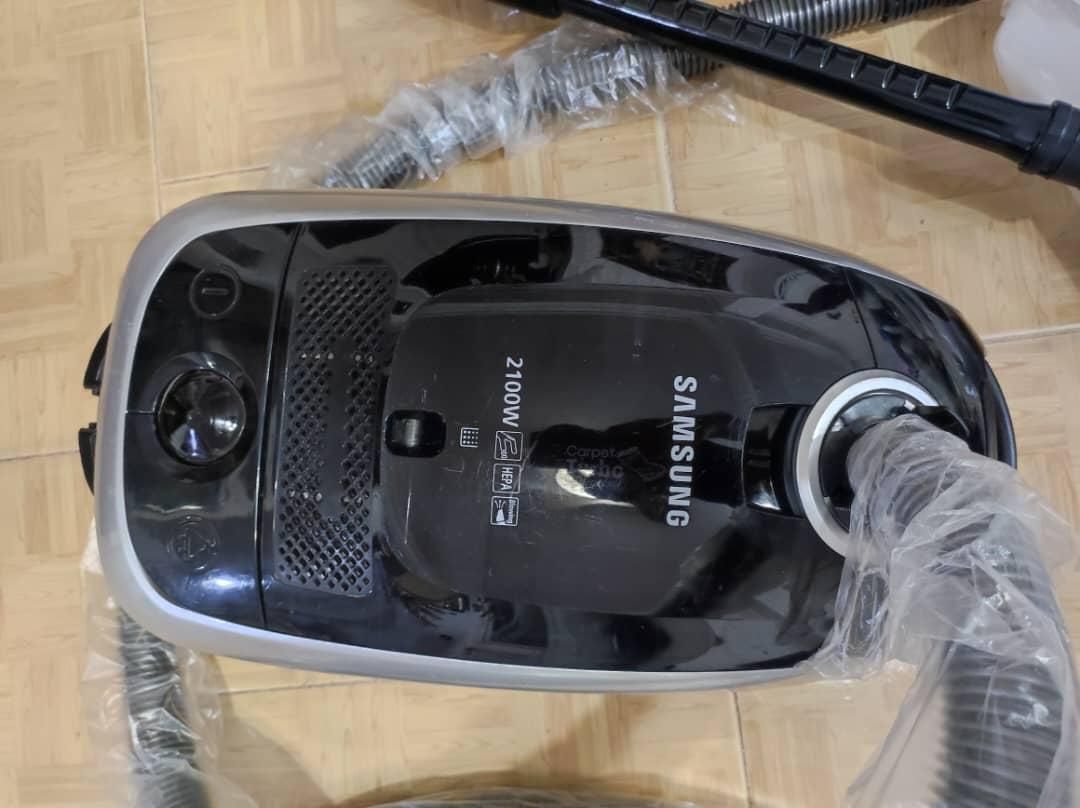 جاروبرقی سامسونگ اصل کینگ و کویین ۲۱۰۰وات کنترلی|جاروبرقی، جارو شارژی، بخارشو|رشت, گلسار|دیوار