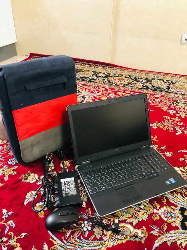 دل i7 نسل چهار / رم 8/ هارد 256 ssd/ گرافیک مجزا 2|رایانه همراه|تهران, سجاد|دیوار
