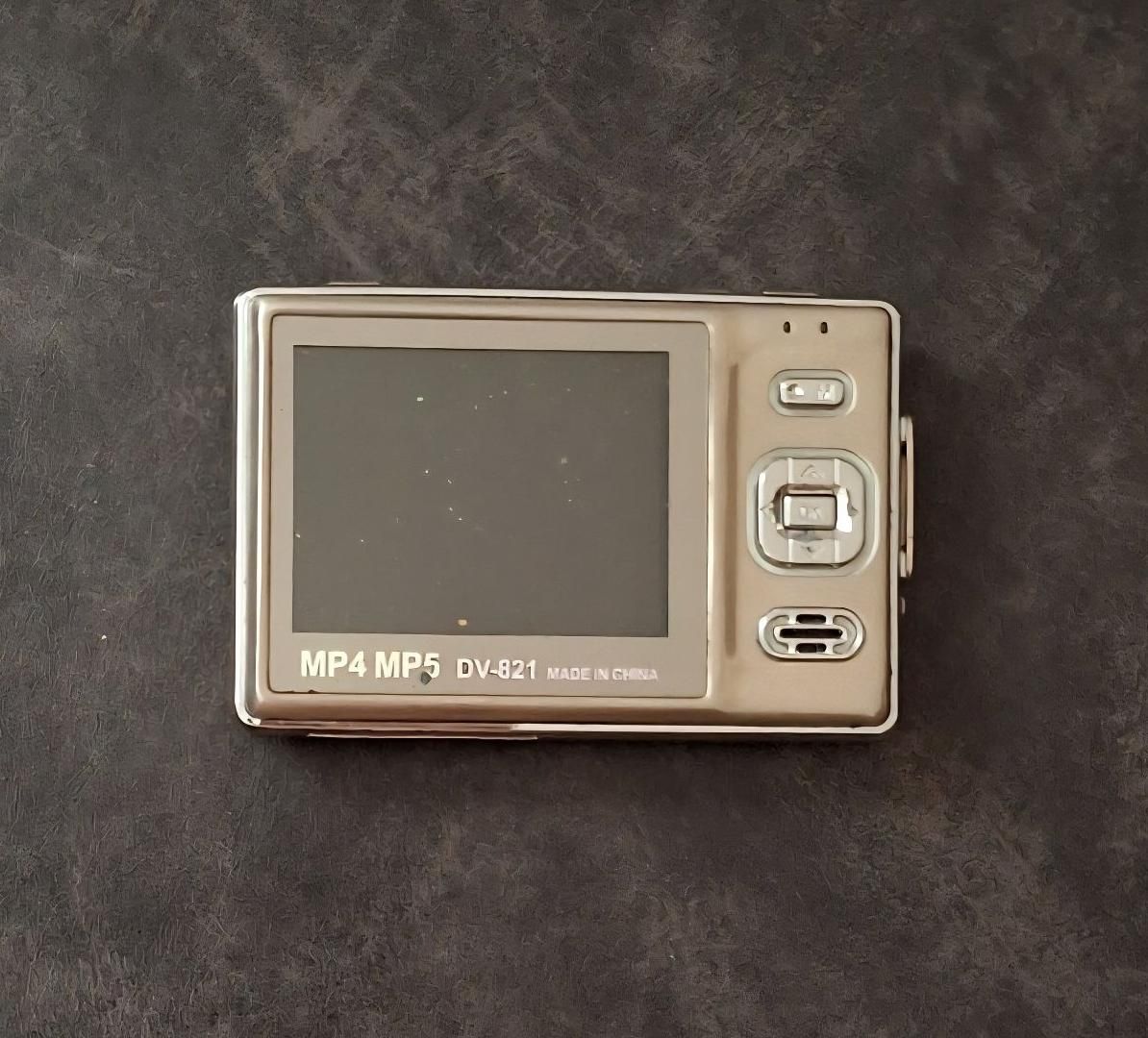 MP4 مدل DV-821|پخش‌کننده همراه|شیراز, زرهی|دیوار