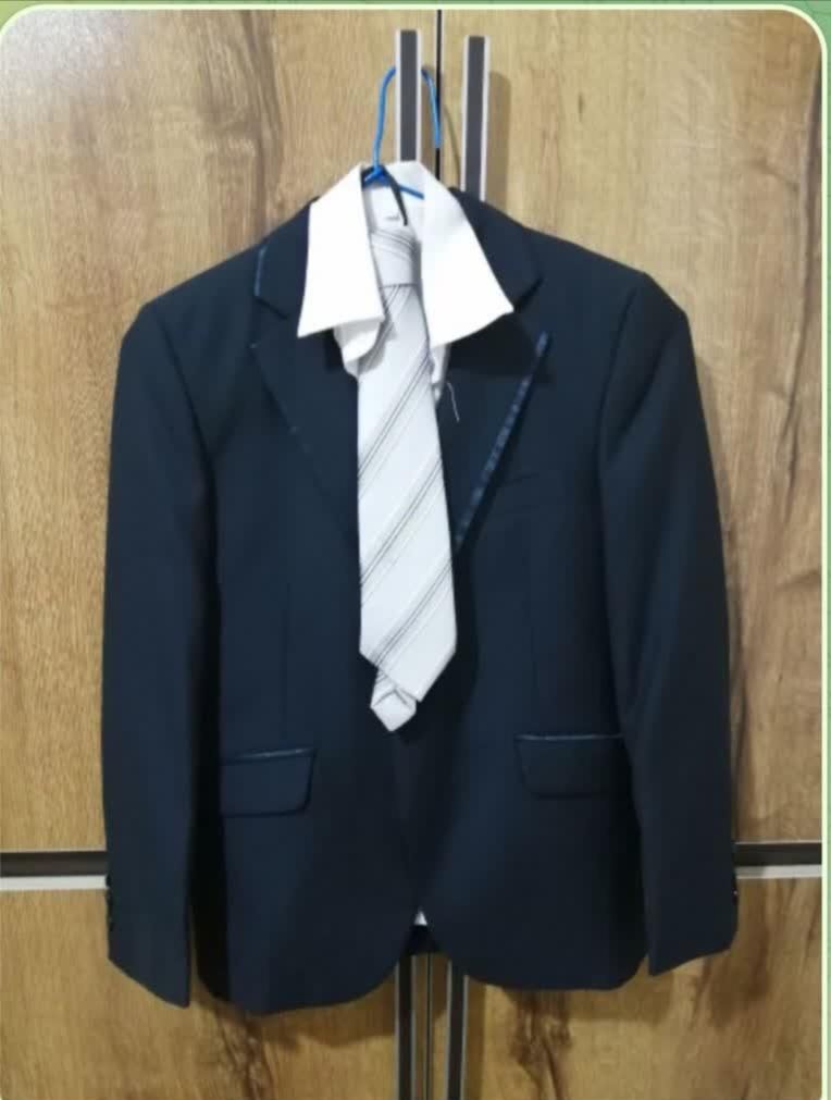 کت وشلوار|لباس|فردوس (خراسان), |دیوار