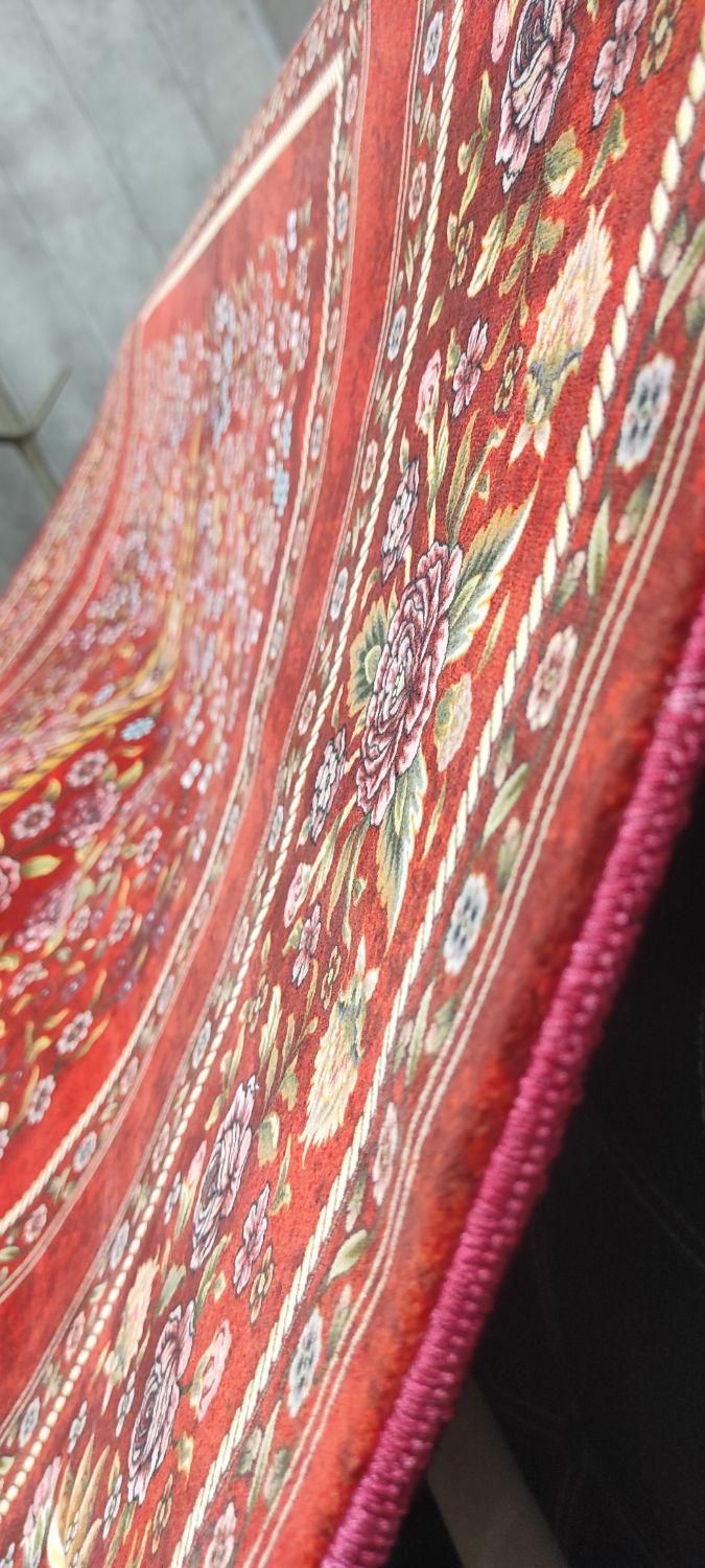 فرش ابریشمی طرح دستباف قم باغ گل قرمز|فرش|تهران, امین حضور|دیوار