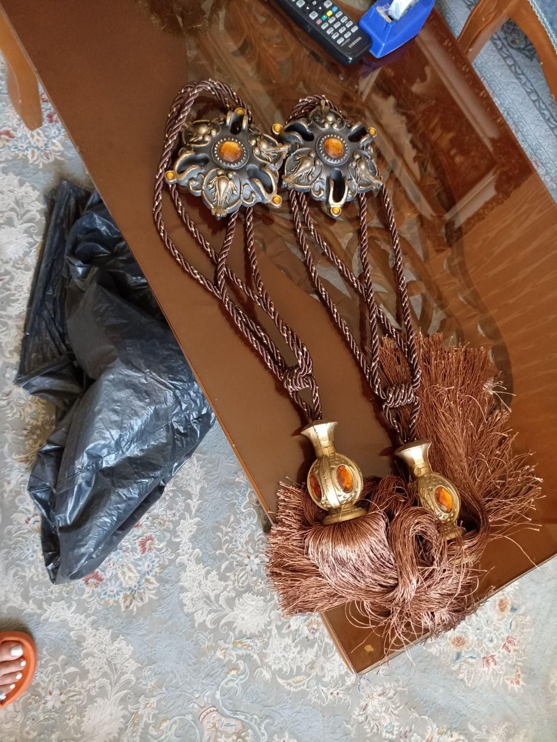 یک پرده   یک جفت شراره  پرده|پرده، رانر، رومیزی|شیراز, حافظیه|دیوار