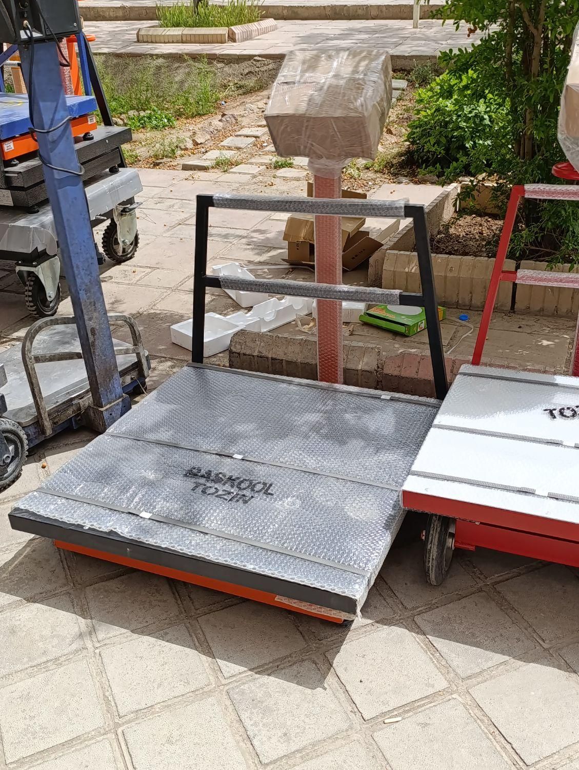 باسکول. دیجیتال.  600کیلویی .ابعاد 80*80|فروشگاه و مغازه|پاکدشت, پاکدشت (مامازند)|دیوار