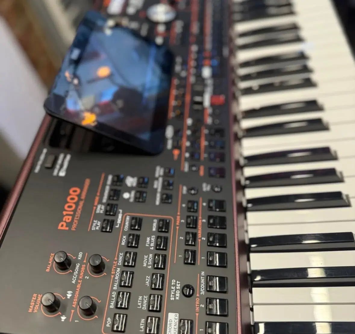 Korg pa1000 کیبورد|پیانو، کیبورد، آکاردئون|تهران, قیطریه|دیوار