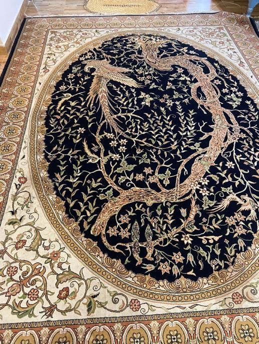 فرش ماشینی قدیمی گوشت دار|فرش|بندر انزلی, لیچارگی حسن رود|دیوار