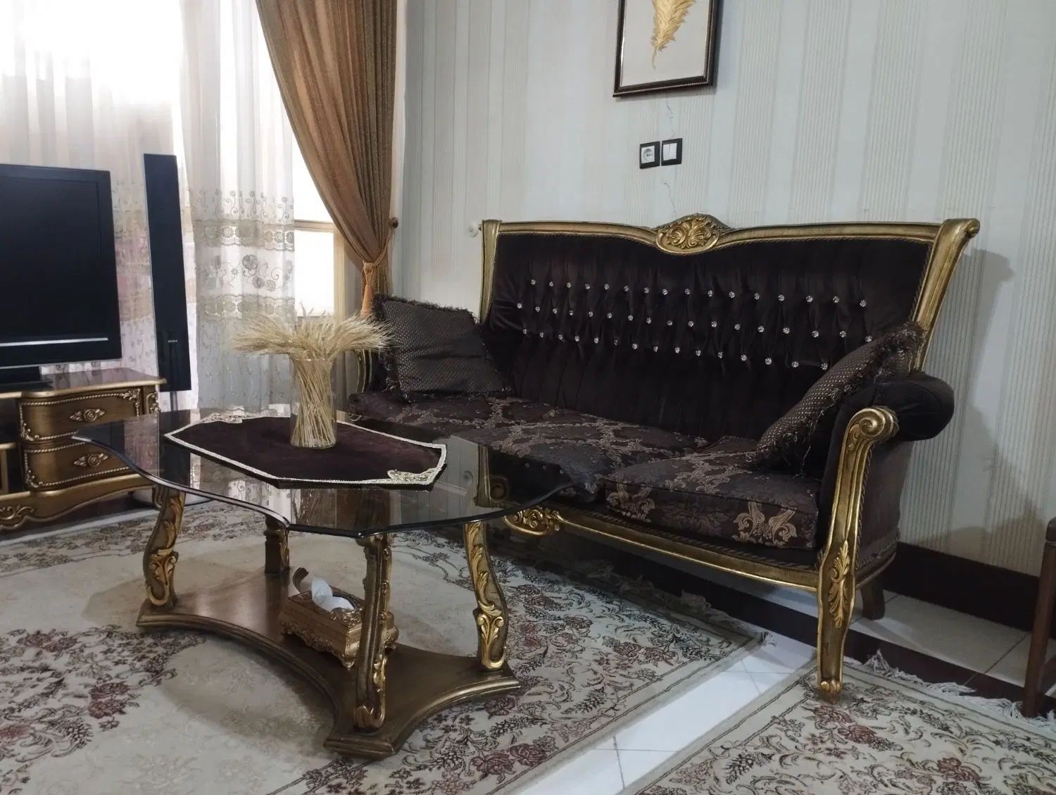 مبلمان|مبلمان خانگی و میز عسلی|اصفهان, ملک‌شهر|دیوار