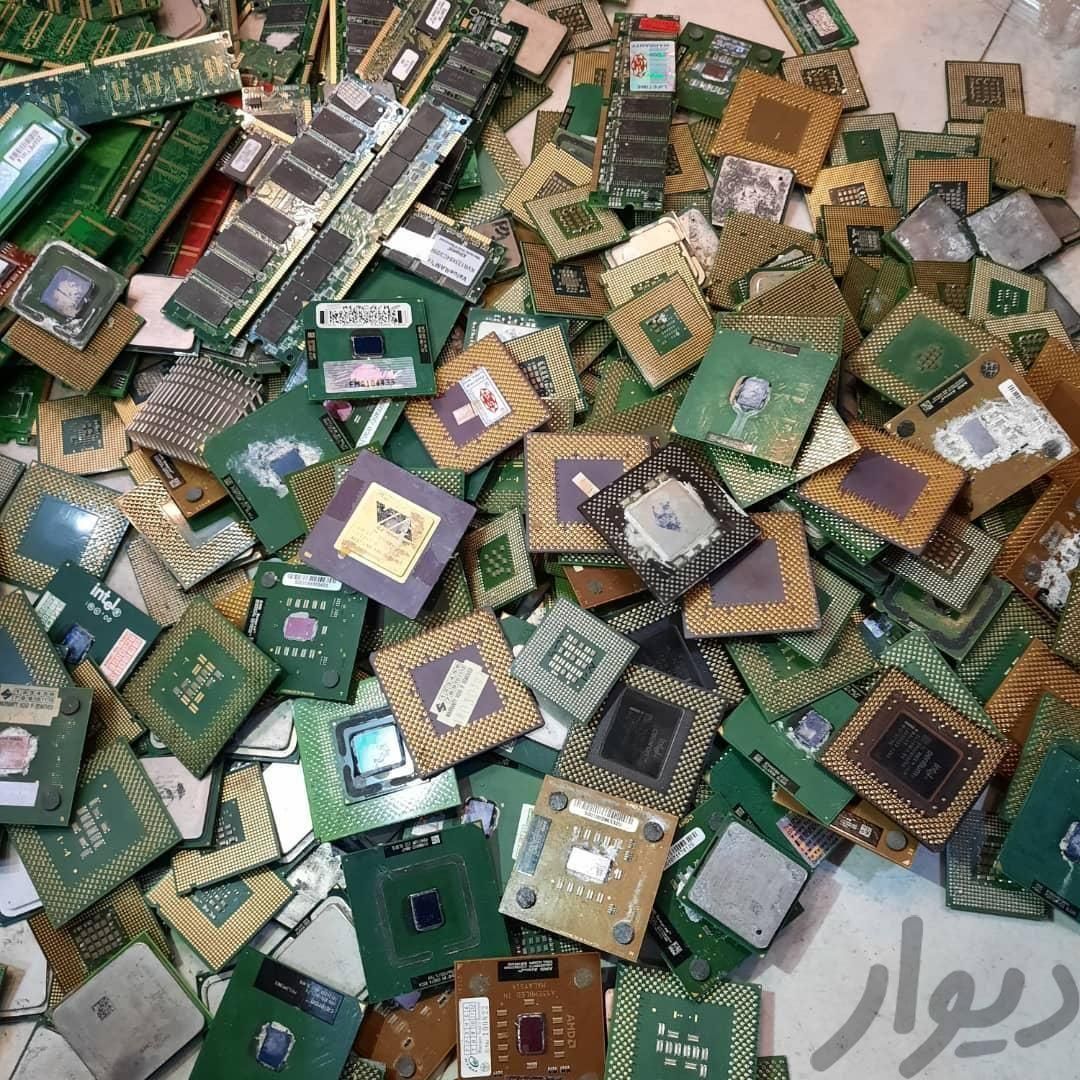 خ برد موبایل و کامپیوتر و کیس|لوازم جانبی موبایل و تبلت|همدان, |دیوار