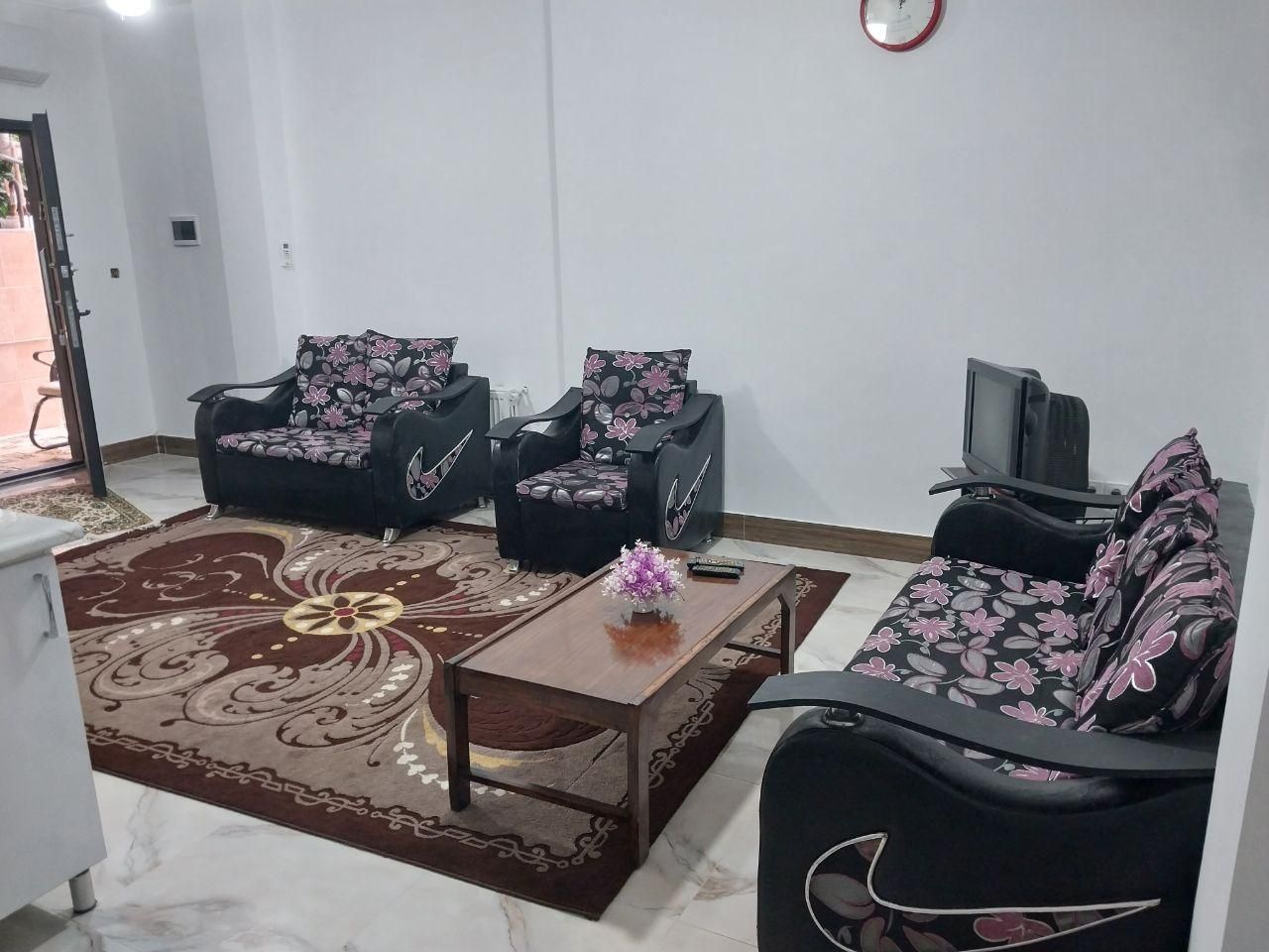 اجاره روزانه سوییت دربست جنگلی با پارکینگ|اجارهٔ کوتاه‌مدت آپارتمان و سوئیت|چالوس, |دیوار