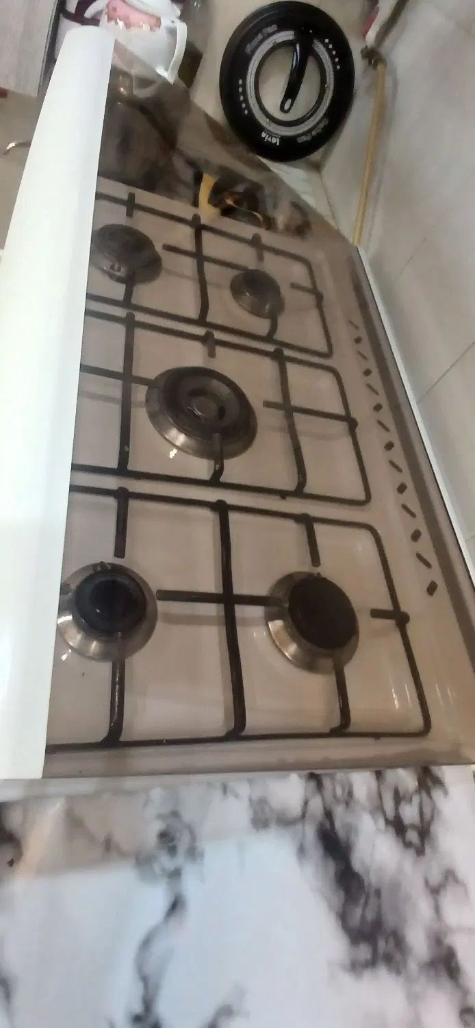گاز طرح فر مارک ساتیسان  فروش به خاطر اسباب کشی|اجاق گاز و لوازم برقی پخت‌وپز|کرج, شهرک سهرابیه|دیوار