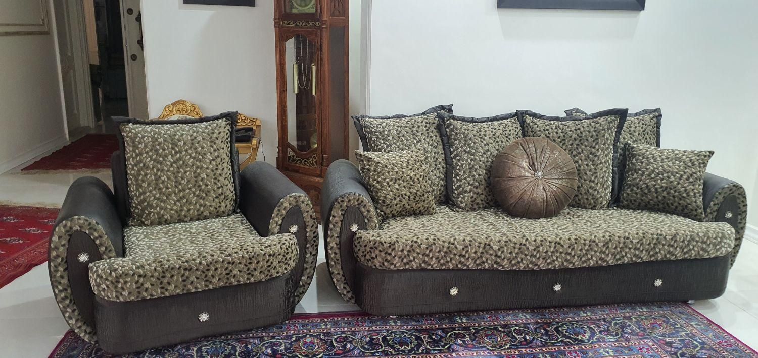 با ۵ قسط ۷ میلیونی صاحب مبل راحتی مارک ابریشم شوید|مبلمان خانگی و میز عسلی|مشهد, دانشجو|دیوار