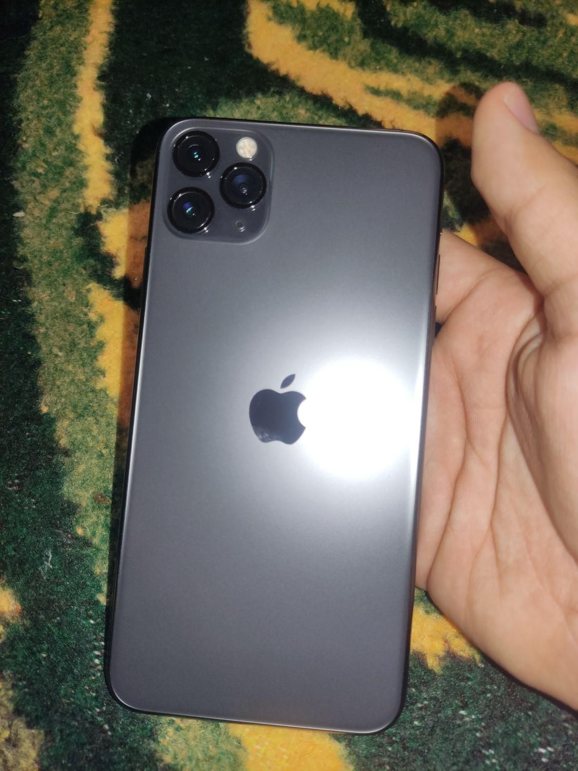 اپل iPhone 11 Pro Max با حافظهٔ ۲۵۶ گیگابایت|موبایل|نسیم‌شهر, |دیوار