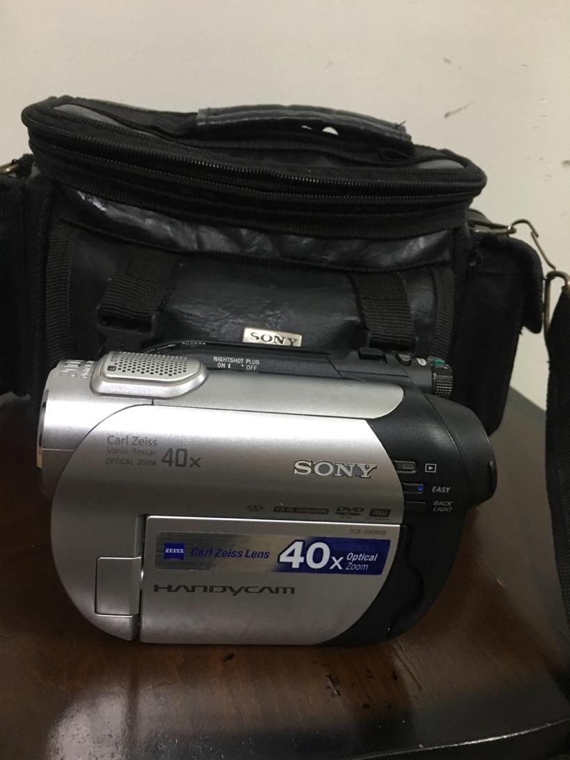 دوربین فیلم برداری سونی اصل ژاپن|دوربین عکاسی و فیلمبرداری|بوشهر, |دیوار