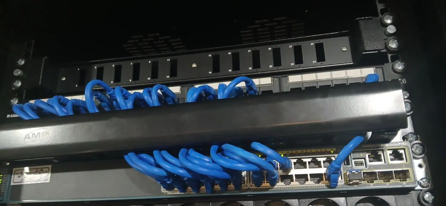 خدمات کامل اجرای شبکه،سرور روم،وایرلس،UPS و ارتینگ|خدمات رایانه‌ای و موبایل|مشهد, شهید فرامرز عباسی|دیوار