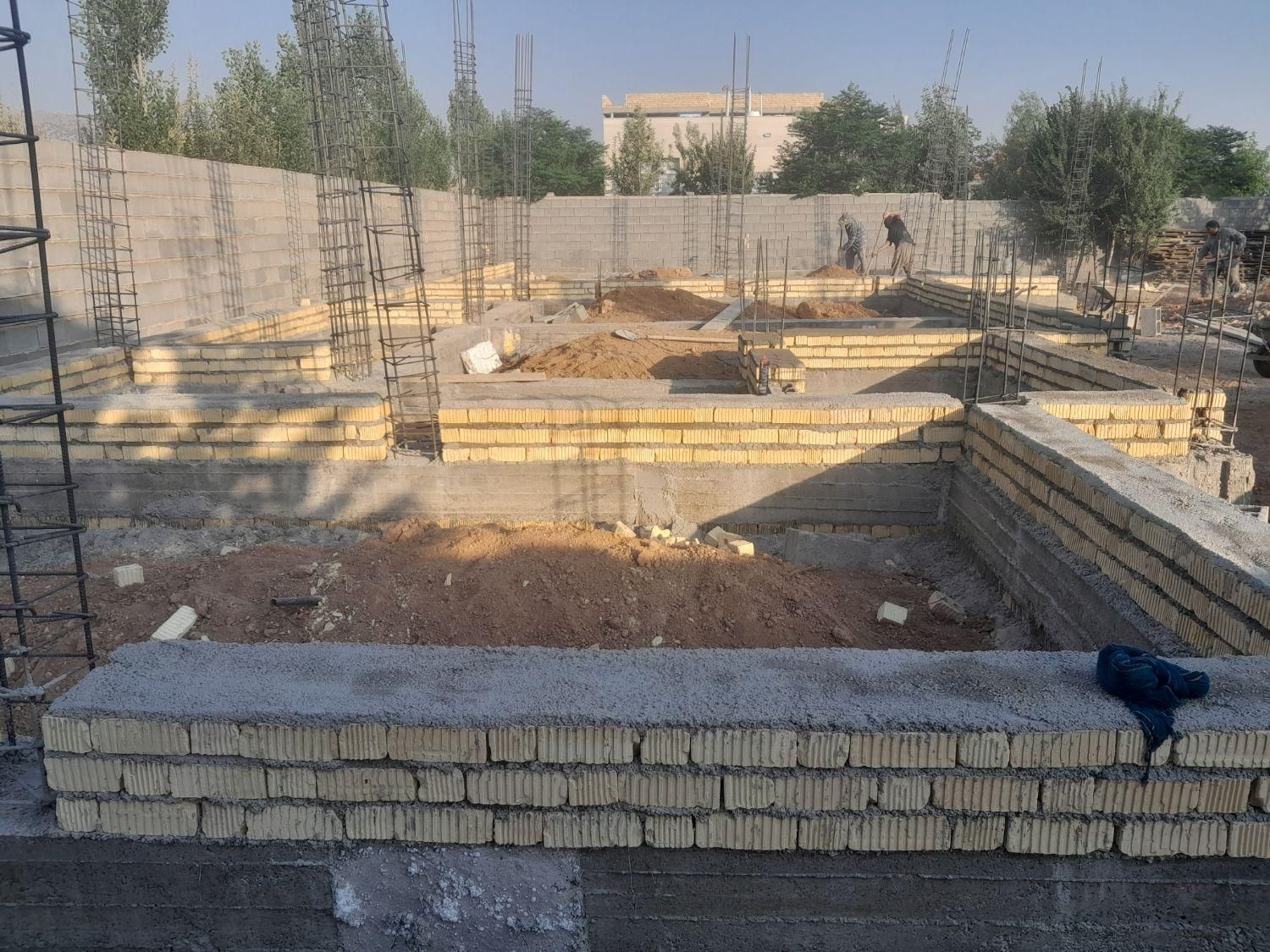 اجرای اسکلت بنایی و اسکلت بتونی|خدمات پیشه و مهارت|شیراز, قلات|دیوار