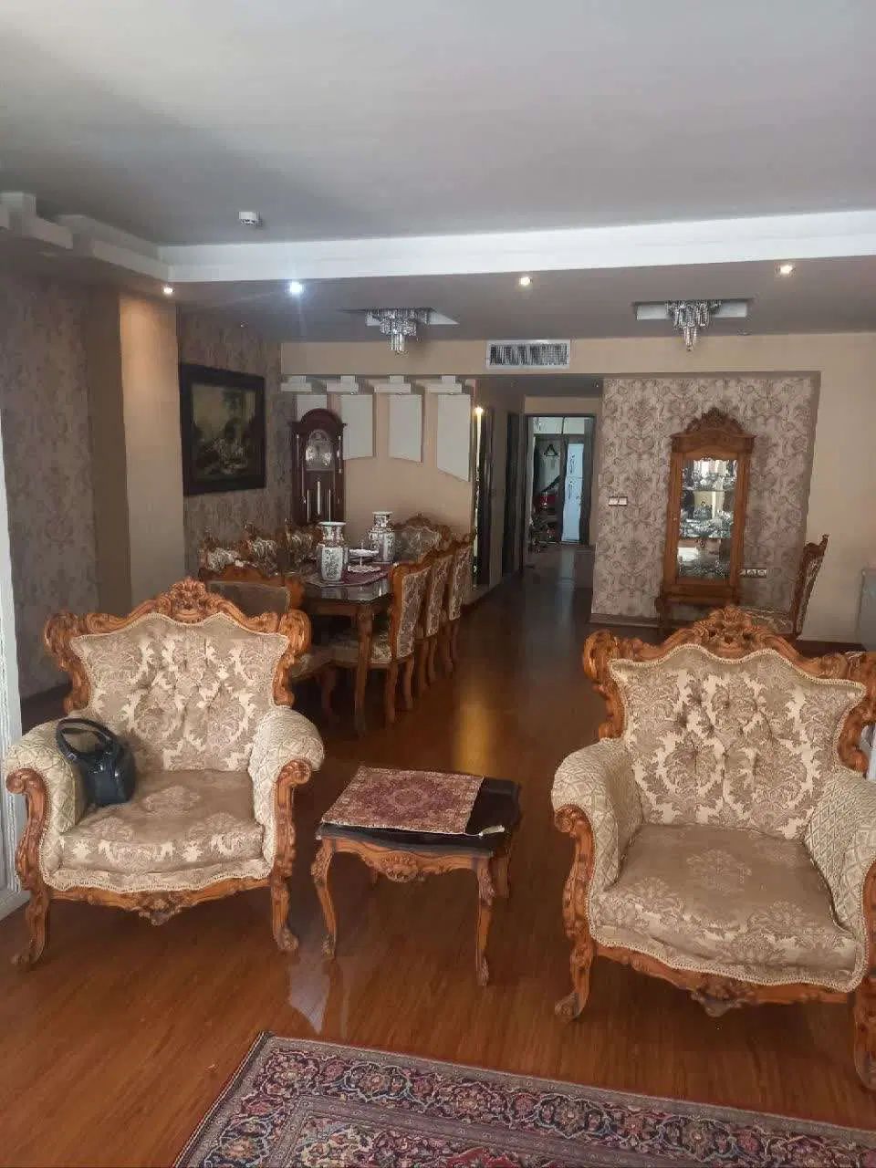 125متر/15ساله/استثنایی/خیابان جمالزاده شمالی/خ قدر|فروش آپارتمان|تهران, نصرت|دیوار