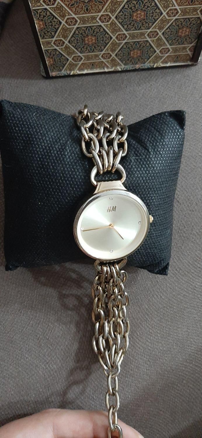 ساعت مچی|ساعت|بروجرد, |دیوار