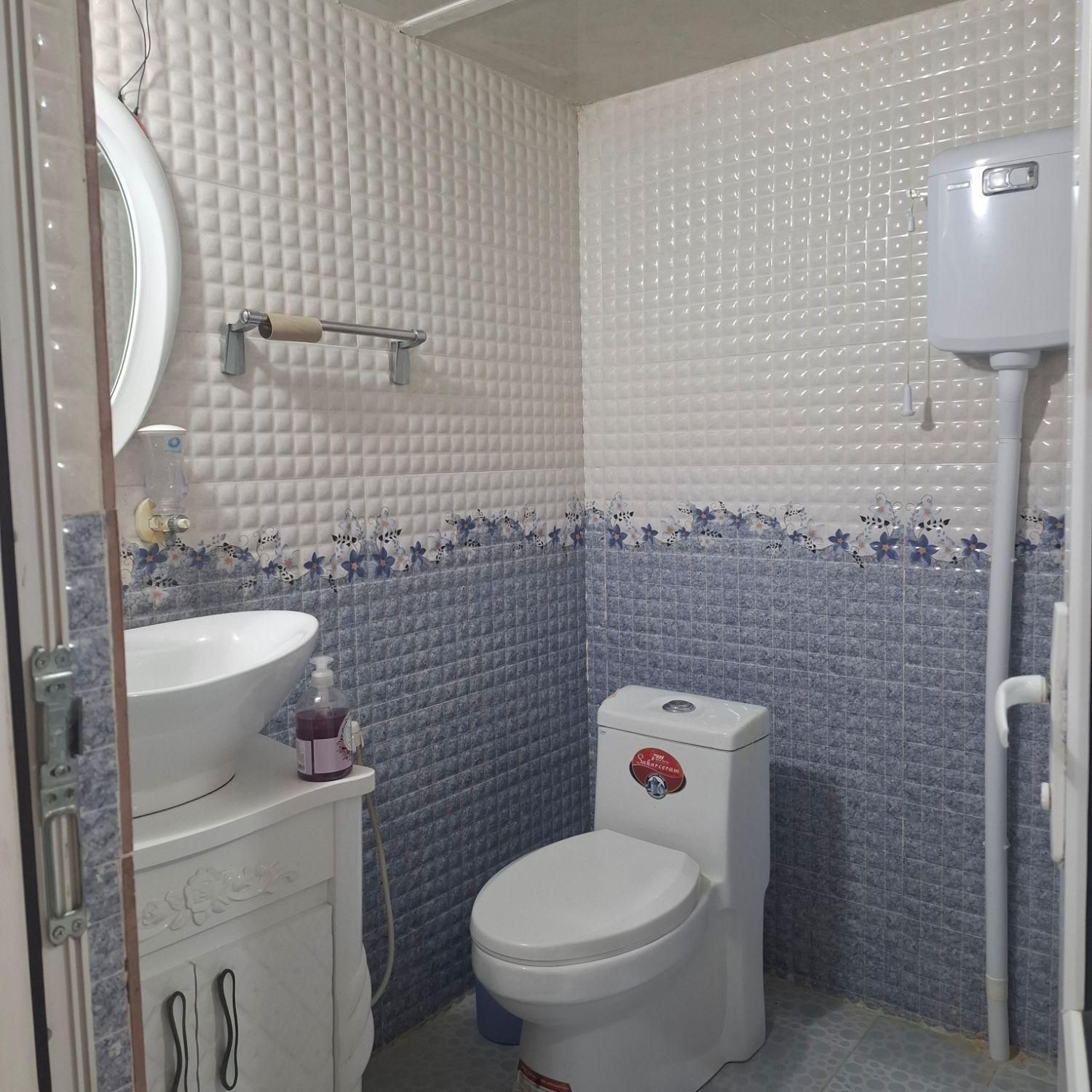 سوییت پارکینگ دار مرکز شهر|اجارهٔ کوتاهمدت آپارتمان و سوئیت|دورود, |دیوار