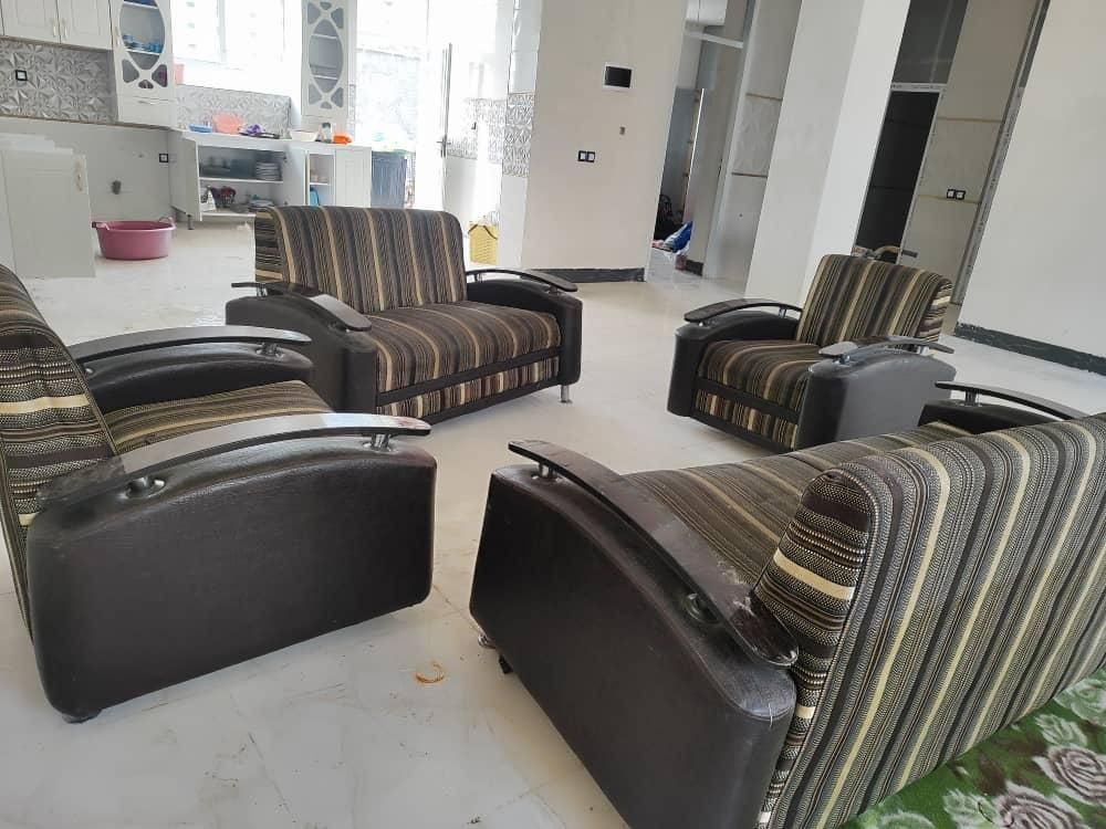 مبلمان ۷نفره عالی باجنس چوپ وعالی چرم|مبلمان خانگی و میز عسلی|رستم, |دیوار