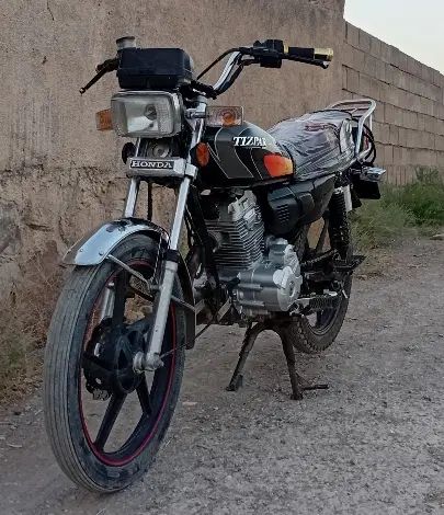 هندا تیزپرتوس 250cc مدل 1401 انژکتور|موتورسیکلت|مشهد, شایه|دیوار
