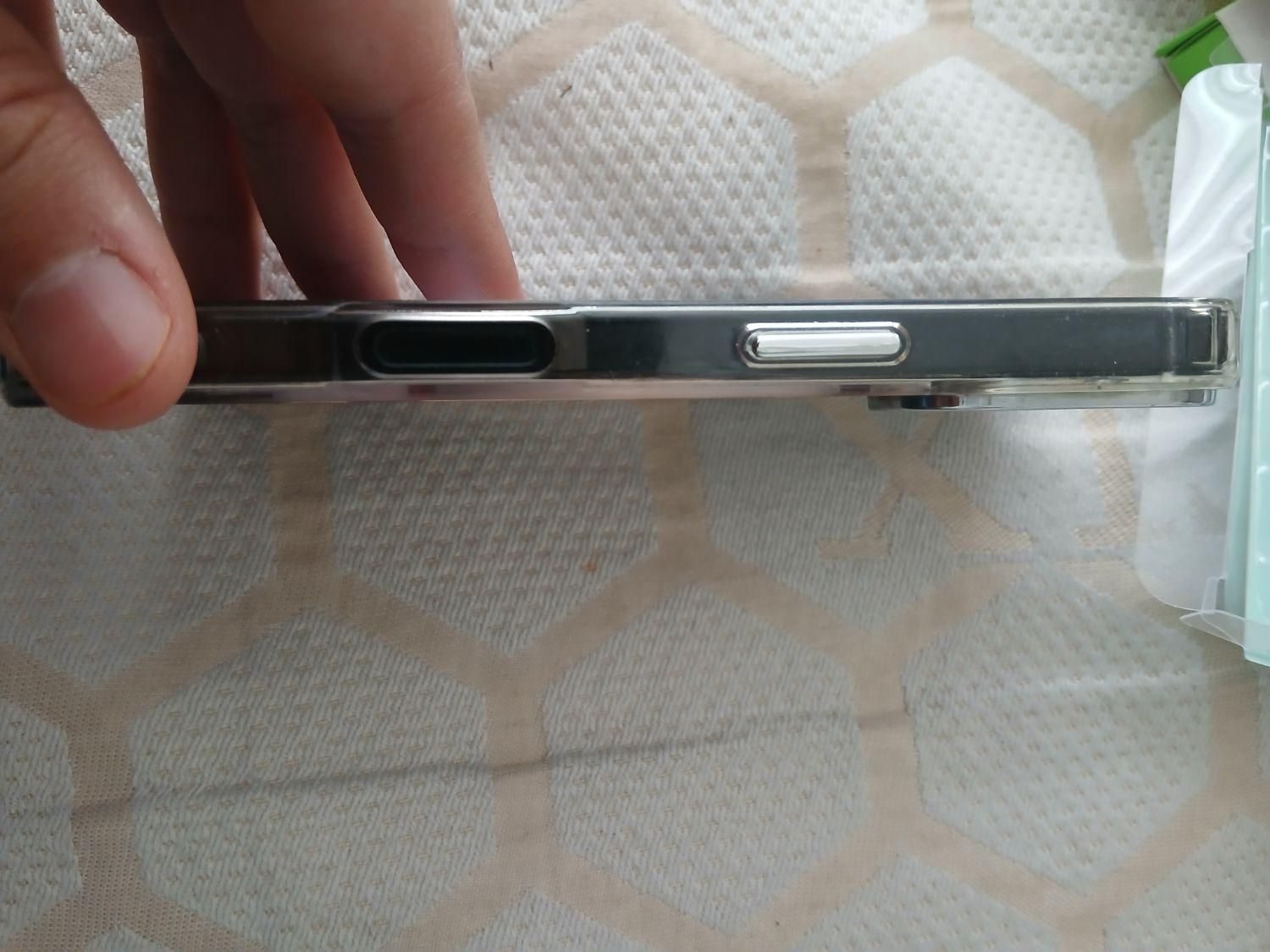 اپل iPhone 16 با حافظهٔ ۱۲۸ گیگابایت|موبایل|مشهد, الهیه|دیوار