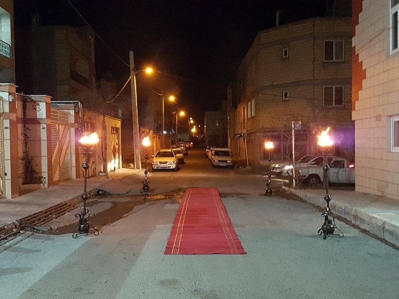 اجاره باند پروژکتور ریسه رقص نور مشعل فرش قرمز|خدمات پذیرایی، مراسم|زنجان, |دیوار
