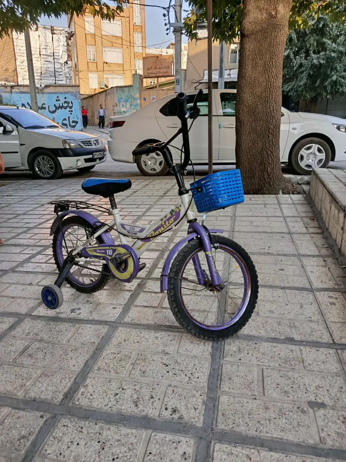 چادر مسافرتی برزنتی.تشک.شانه برقی.ظروف چینی.دوچرخه|تشک تختخواب|جوانرود, |دیوار