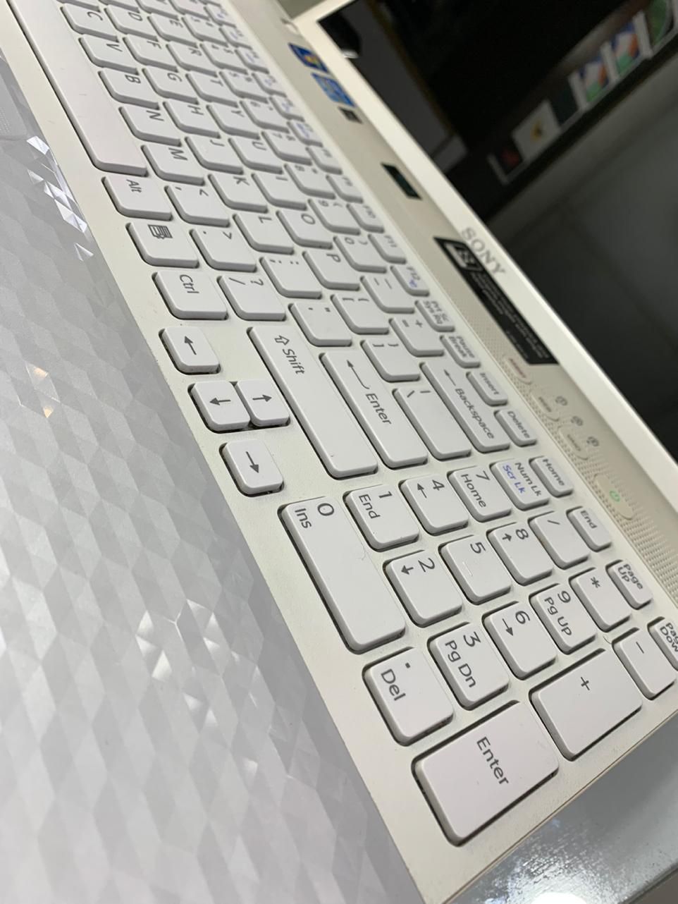 لپ تاپ سونی core i3 vaio هارد SSD رم 8GB|رایانه همراه|تهران, میدان انقلاب|دیوار