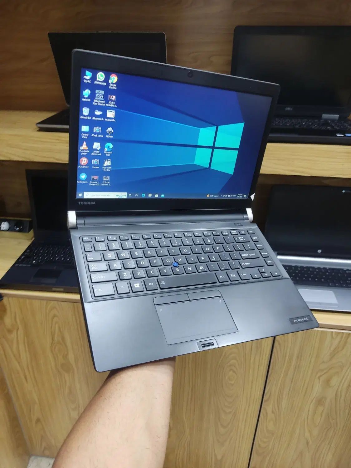 لپتاپToshiba A30 i5نسل۷ سوپراسلیم/رم۸/هارد256ssd|رایانه همراه|تهران, استخر|دیوار