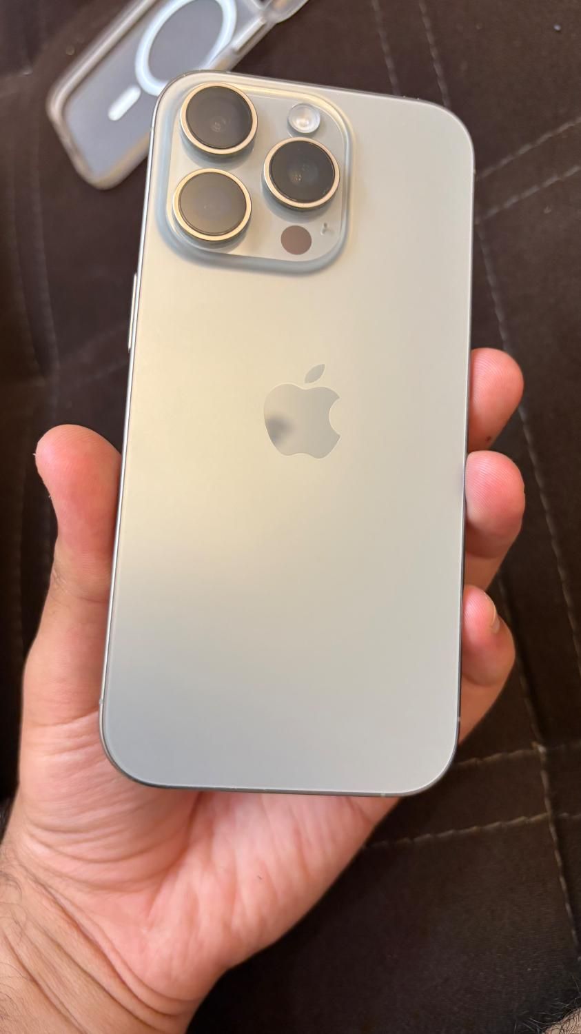 iPhoto 16pro Zaa 256|موبایل|اصفهان, کوی شهید کشوری|دیوار