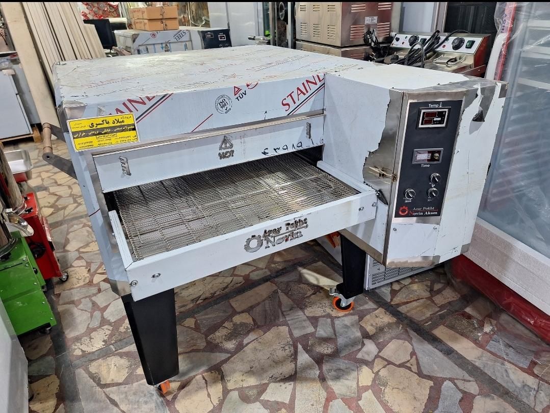 فر پیتزا شرکتی موتور بزرگ|کافی‌شاپ و رستوران|ساری, |دیوار