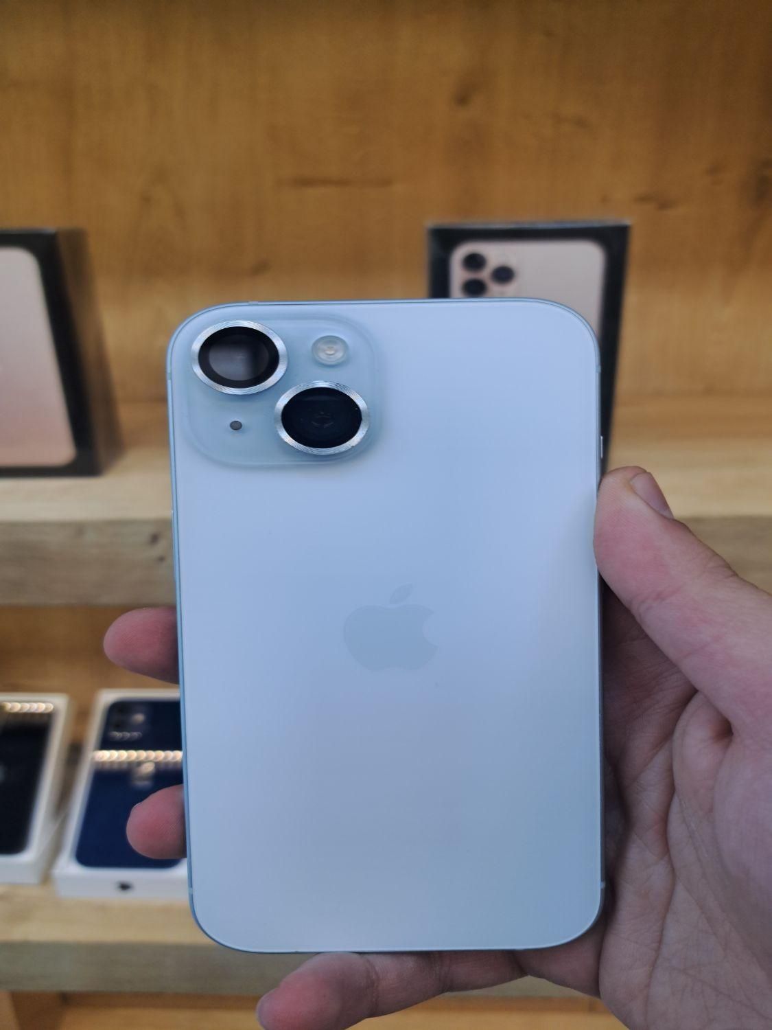 iPhone 15حافظهٔ ۱۲۸ آبی|موبایل|اصفهان, احمدآباد|دیوار
