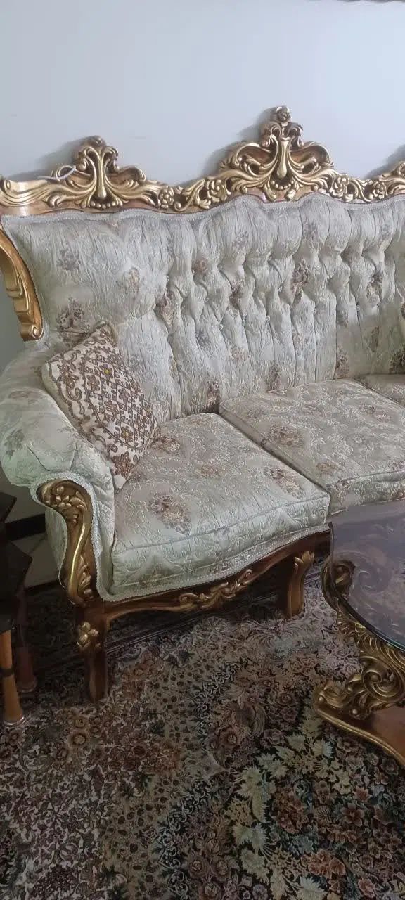 مبل راحتی سلطنتی ۷ نفره|مبلمان خانگی و میز عسلی|تهران, هلال احمر|دیوار