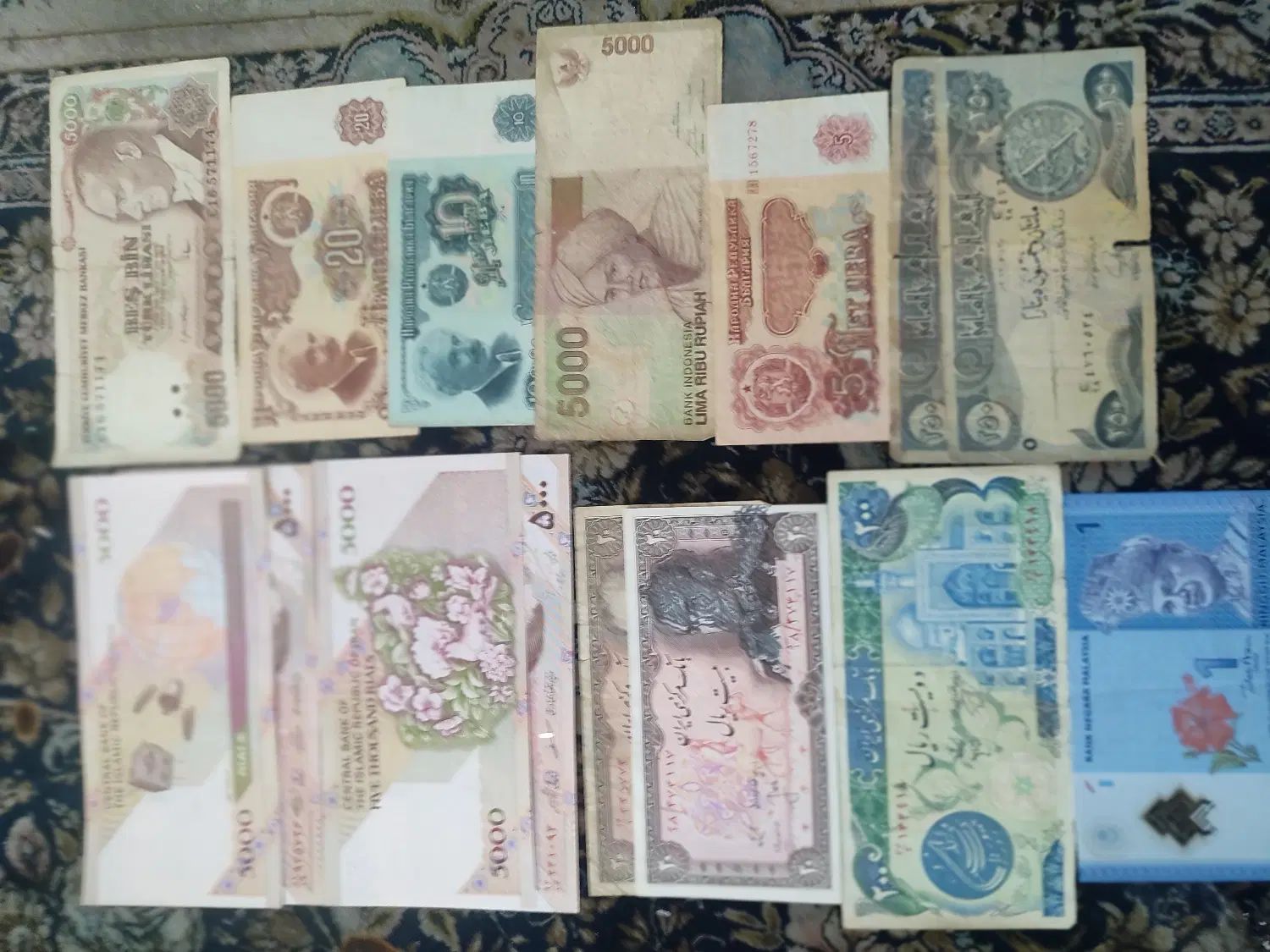 سکه های ۵ تومانی مسی کمیاب و اسکناس|کلکسیون سکه، تمبر، اسکناس|تهران, آذربایجان|دیوار