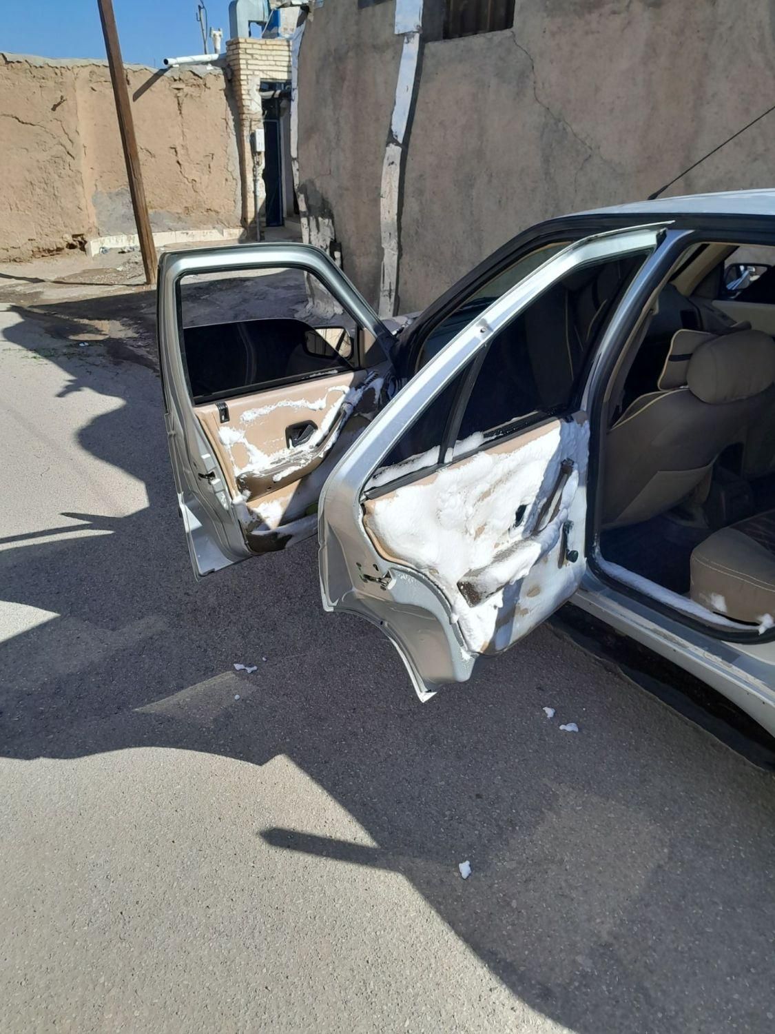 پژو 405 GL - دوگانه سوز CNG، مدل ۱۳۹۱|خودرو سواری و وانت|ساوه, |دیوار