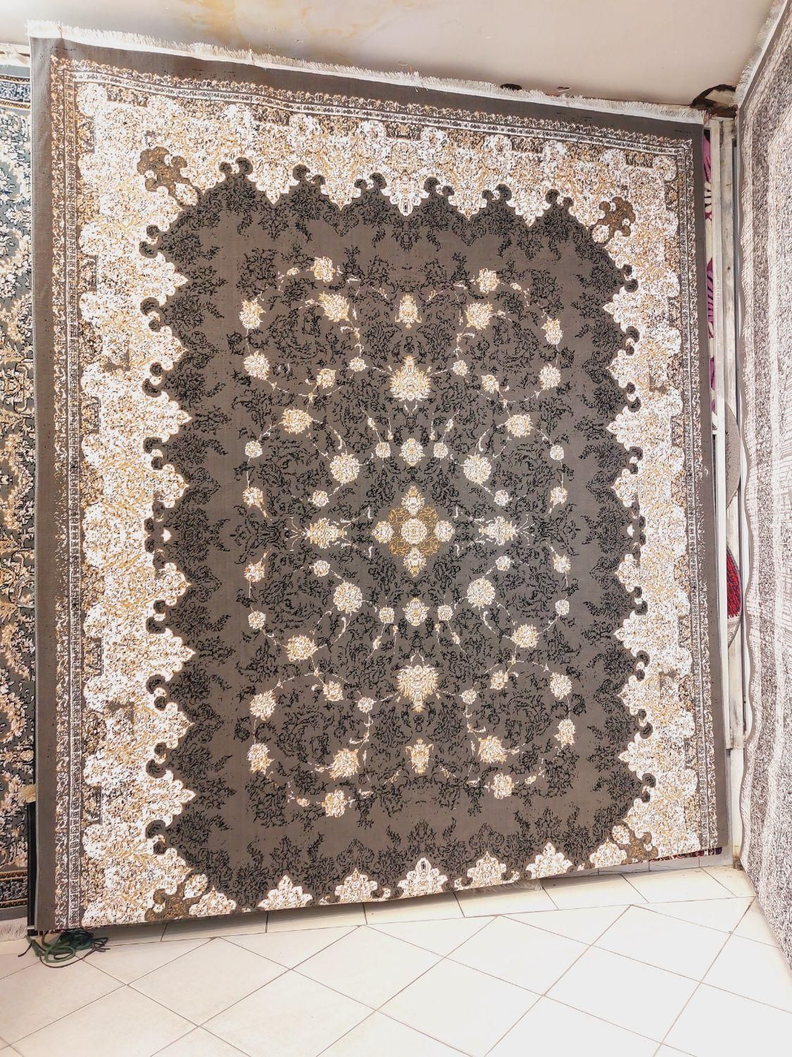 فرش۱۲متری ۳/۵۰۰ تومان طرح۷۰۰ شانه حاجی حسینی طلاب|فرش|مشهد, طلاب|دیوار